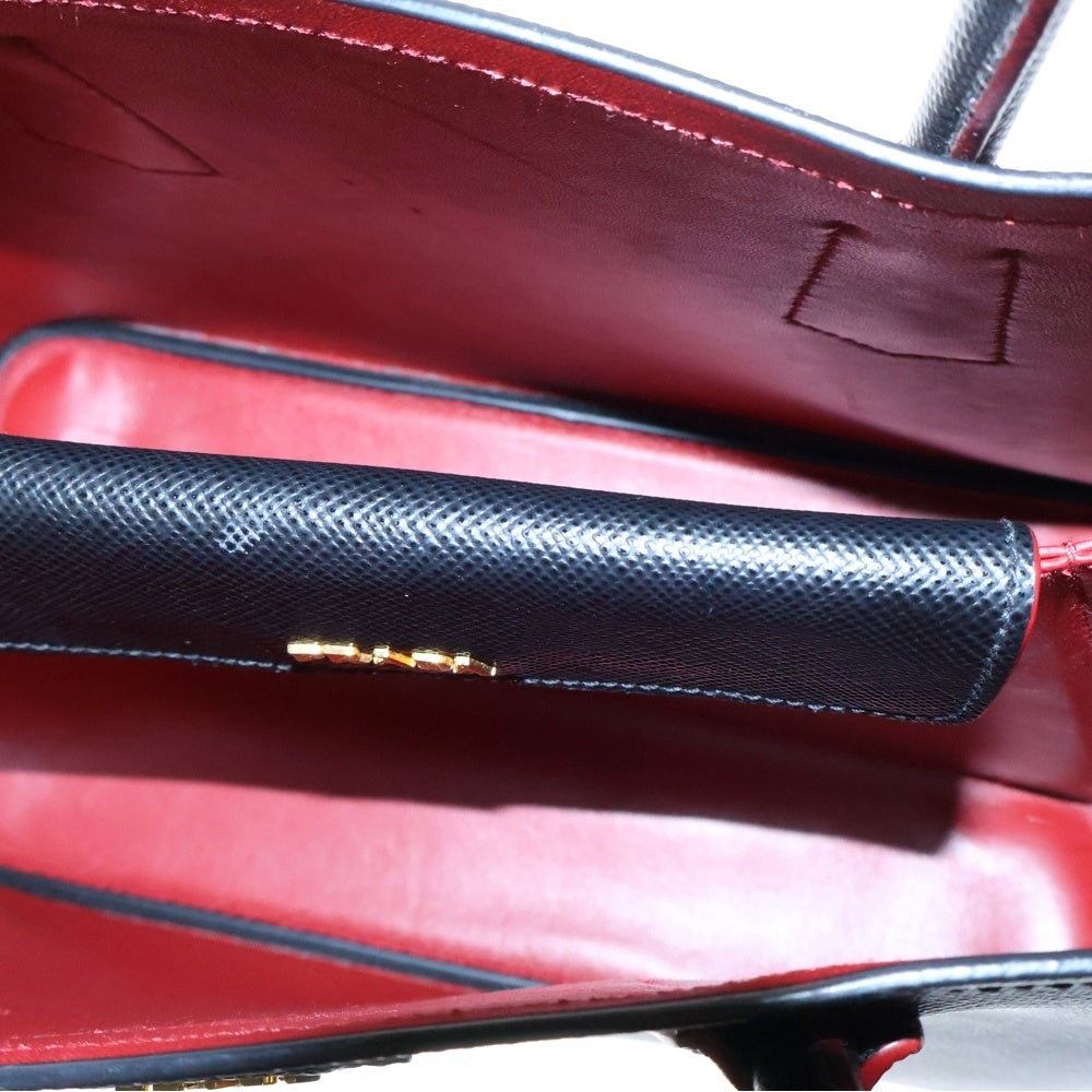 PRADA(プラダ) ドゥーブレ ミディアム サフィアーノ レザー2WAYショルダーバッグ ハンドバッグ ブラック×レッド 1BG887