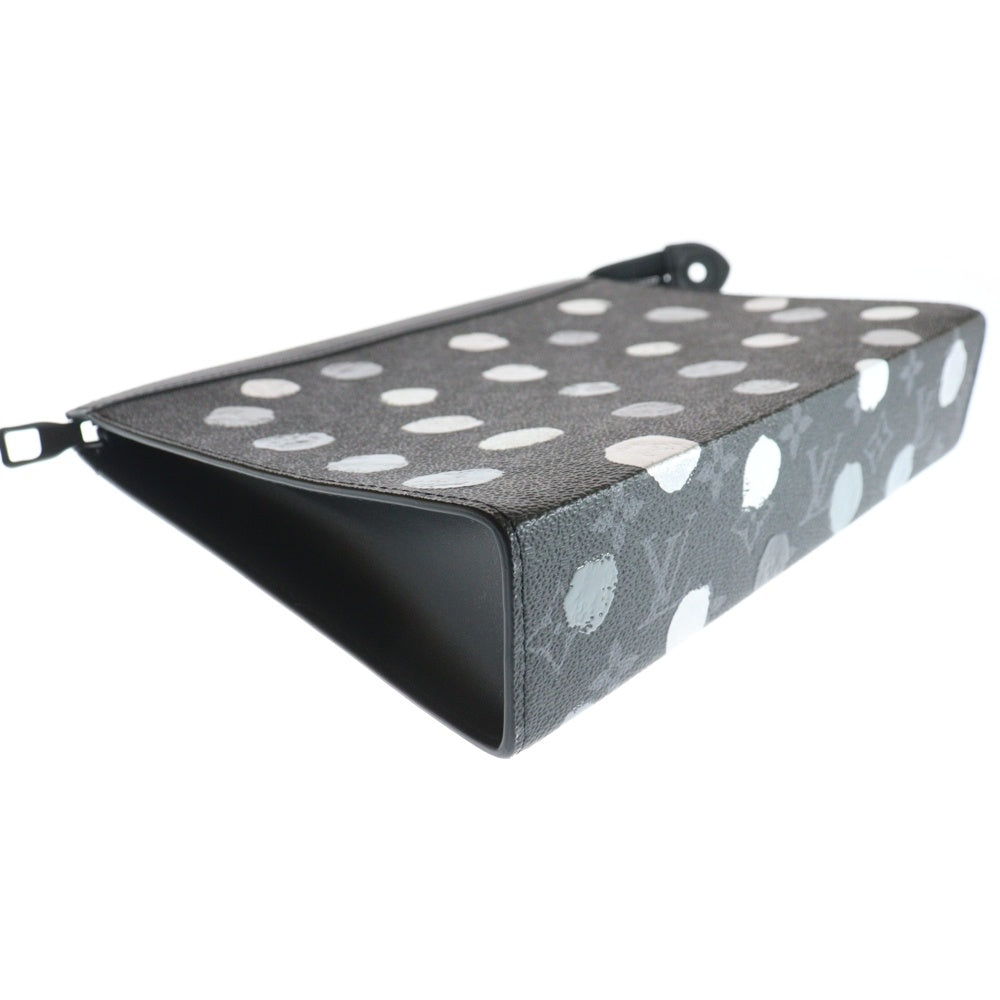 LOUIS VUITTON(ルイヴィトン) LV×YK ポシェット・ヴォワヤージュ ブラック PVC クラッチバッグ セカンドバッグ M81934