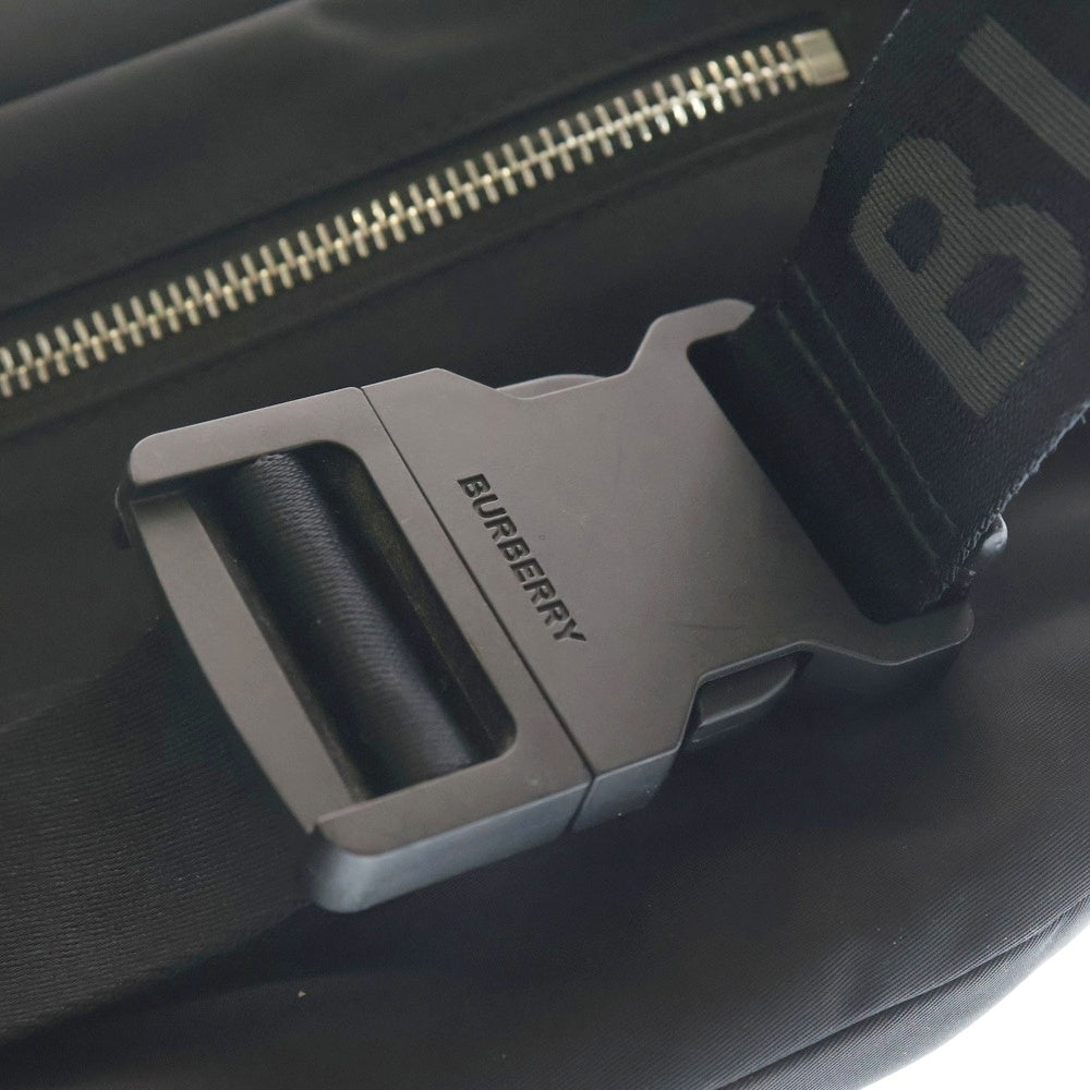 BURBERRY(バーバリー) ソニー ベルトバッグ ボディバッグ ブラック ナイロン×レザー シルバー金具 8049095