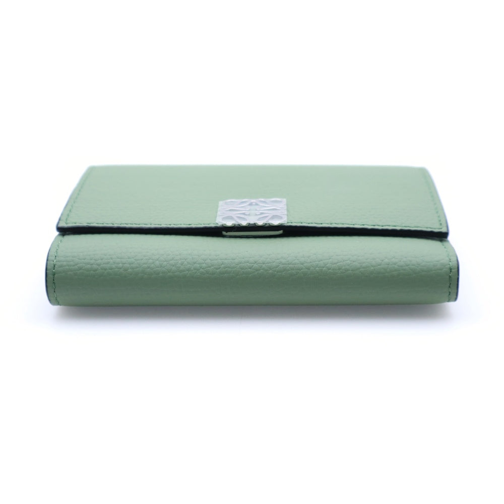 LOEWE(ロエベ) アナグラム トライフォールド コンパクトウォレット 三つ折り財布 コインケース イエローグリーン レザー シルバー金具 レディース