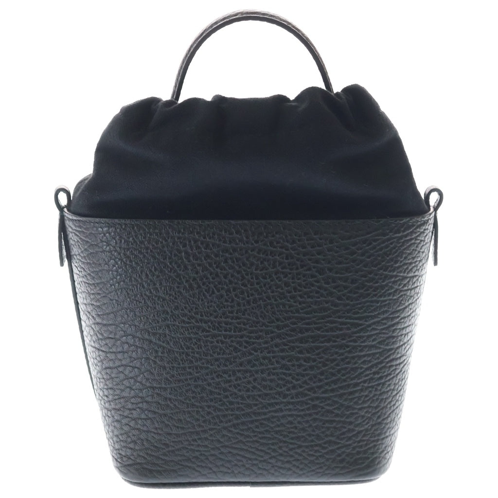 Maison Margiela(メゾンマルジェラ) 5AC バケットチェーン ショルダーバッグ ブラック レザー シルバー金具 レディース