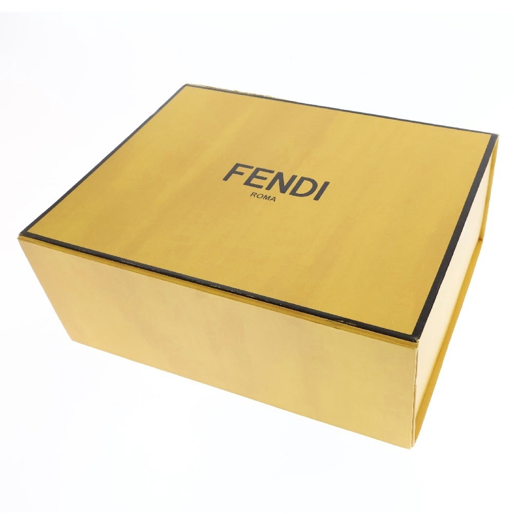 FENDI(フェンディ) GIROCOLLO KARL KOLLAGE AMB CO FZY020 立体ワッペン刺繍 クルーネックニット長袖セーター ブラック