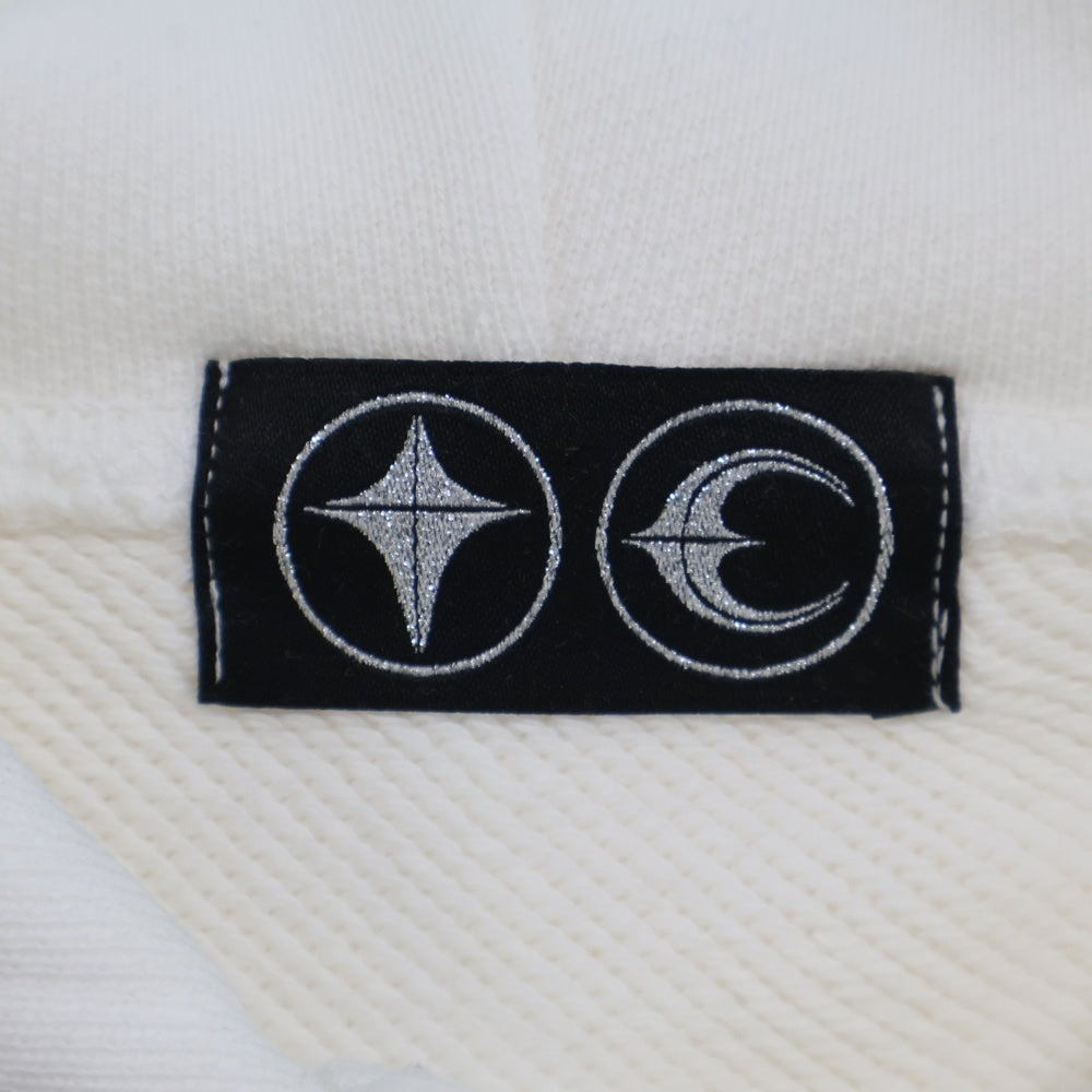 THUG CLUB(サグクラブ) ARMOR HOODIE TCロゴ エンブレム付き プルオーバーパーカー フーディー ホワイト TC23TS0701