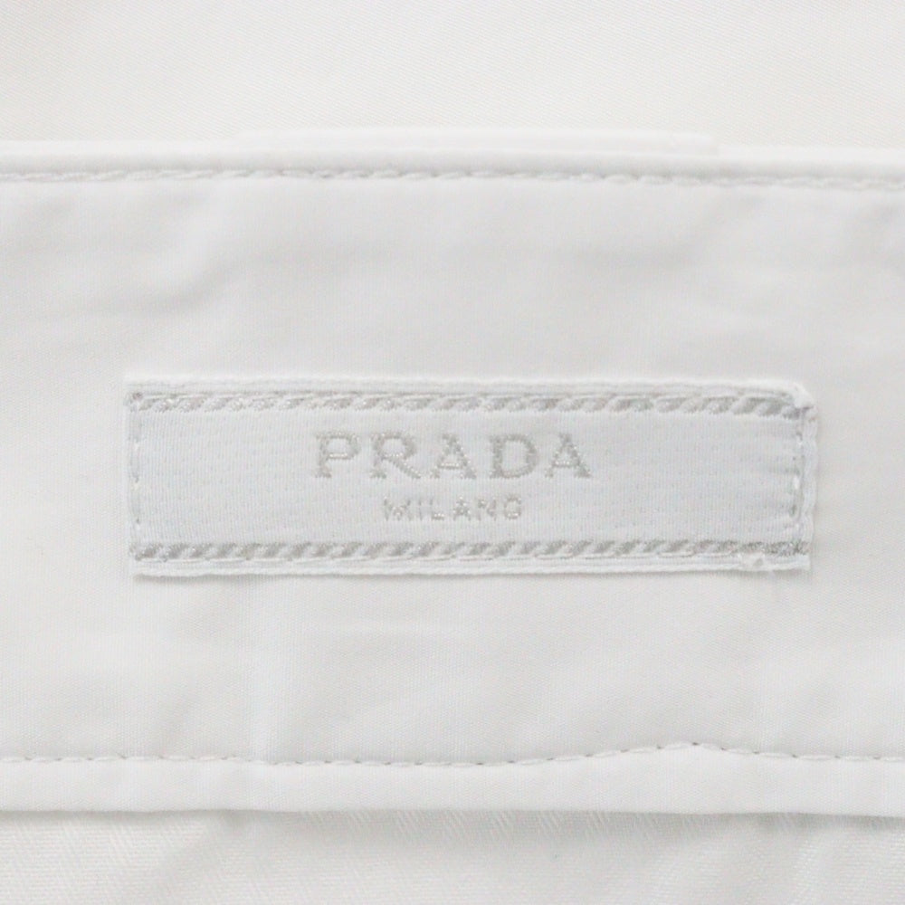 PRADA(プラダ) 24SS SPH393 RE-NYLON 三角プレート ナイロンカーゴハーフパンツ ホワイト