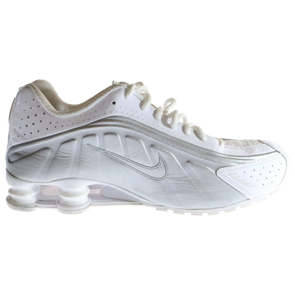 NIKE(ナイキ) WMNS Shox R4 ウィメンズ ショックス ローカットスニーカー ホワイト メタリックシルバー US11.5/28.5cm AR3565-101