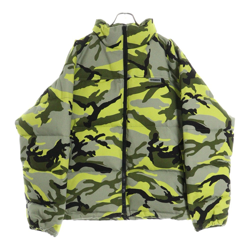 VETEMENTS(ヴェトモン) 22AW NEON CAMO LOGO PUFFER JACKET UA53JA600C ネオン カモ ロゴ ダウンジャケット