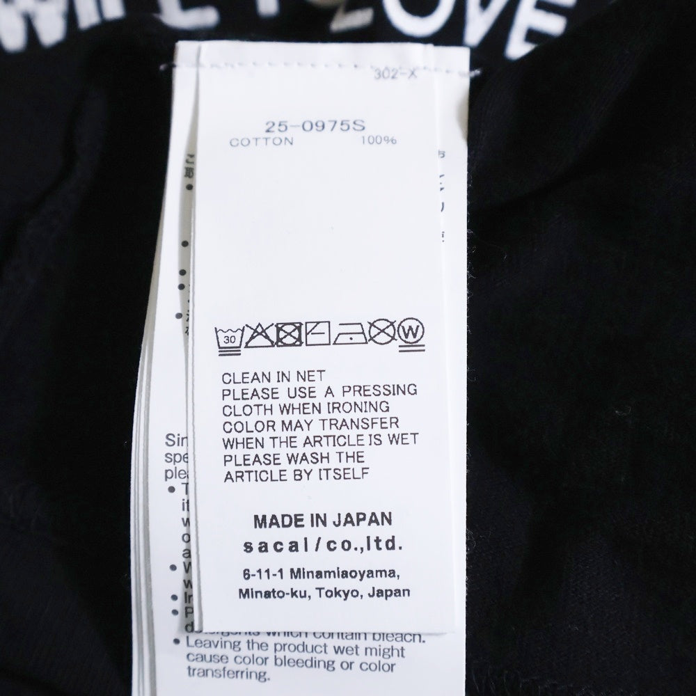 Sacai(サカイ) レタープリント 半袖クルーネックTシャツ ブラック 25-0975S