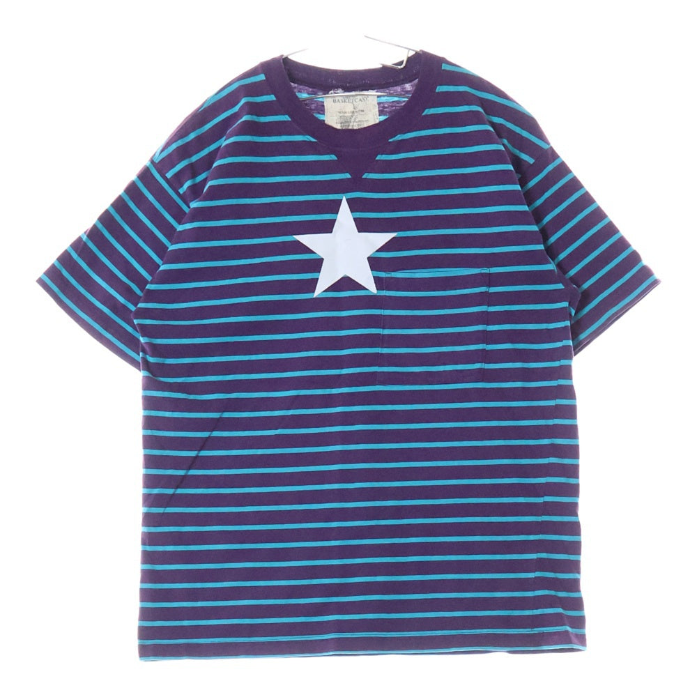 BASKETCASE GALLERY(バスケットケース ギャラリー) STAR TEE ボーダー プリント 胸ポケット半袖Tシャツ パープル