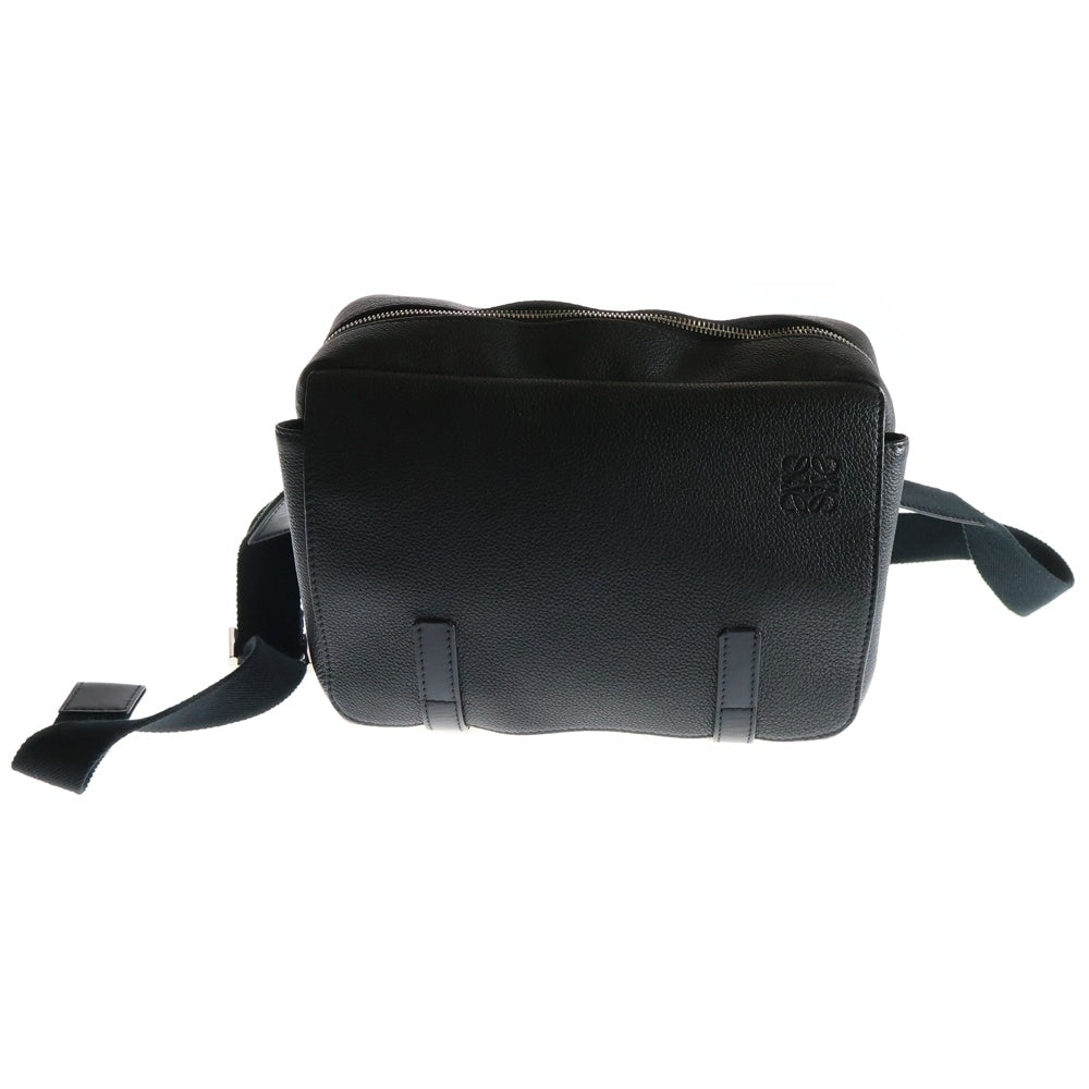 LOEWE(ロエベ) MILITARY MESSENGER ミリタリーメッセンジャー アナグラム ショルダーバッグ ブラック B553A72X21 652234