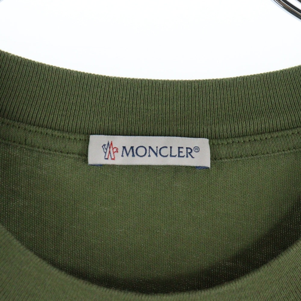 MONCLER(モンクレール) 22AW SAFARI TEE サファリ フロントロゴプリントTシャツ 半袖クルーネックカットソー カーキ I10918C00051
