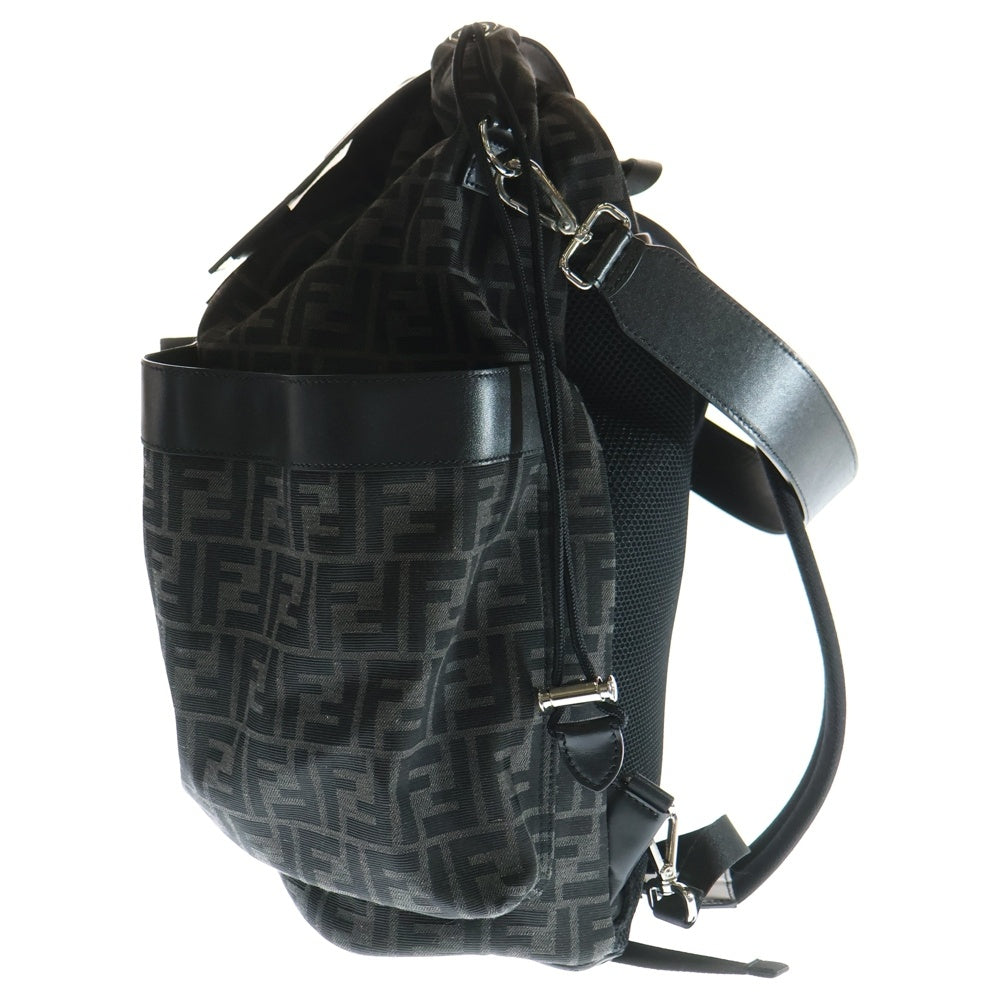 FENDI(フェンディ) ストライク ズッカ柄 ラージ バックパック 7VZ056