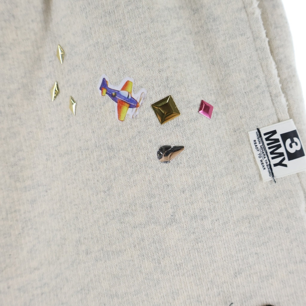 MAISON MIHARAYASUHIRO(メゾンミハラヤスヒロ) 26SS KIDS STICKER SHORTS J16SP733 総柄スウェット ショートパンツ ベージュ