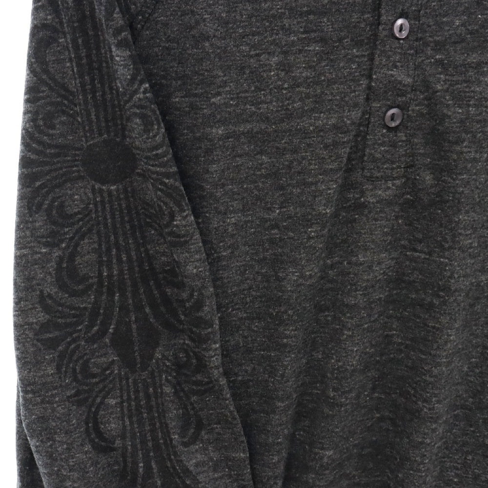 CHROME HEARTS(クロムハーツ) Scroll Label Logo Tee スクロールラベル ロゴ プリント 7分丈 長袖Tシャツ グレー