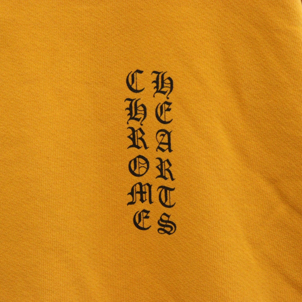 CHROME HEARTS(クロムハーツ) SWTSHRT PLVR スリーブロゴプリントプルオーバーパーカー マスタード
