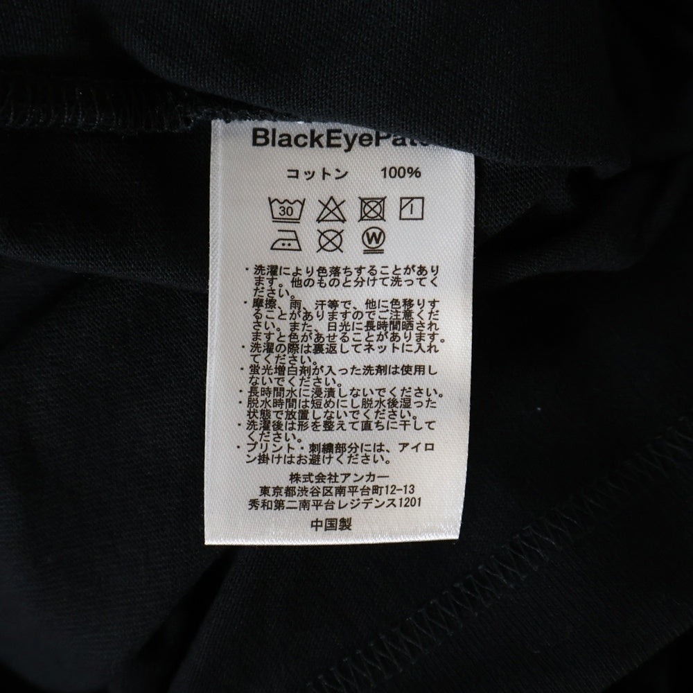 THE BLACK EYE PATCH(ブラックアイパッチ) FRONT ROW GEM PHOTO プリント 半袖Tシャツ ブラック