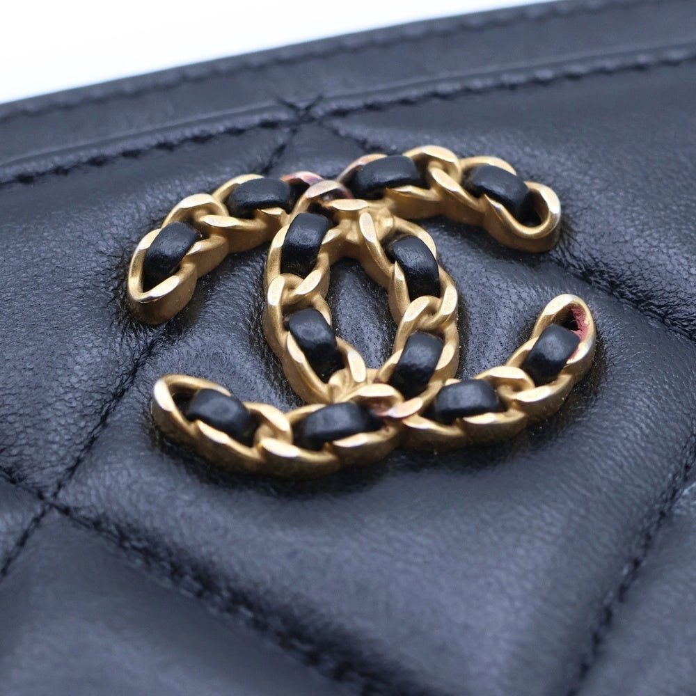 CHANEL(シャネル) シャネル19 CCマーク ラムスキンレザーカードケース AP1167 ブラック