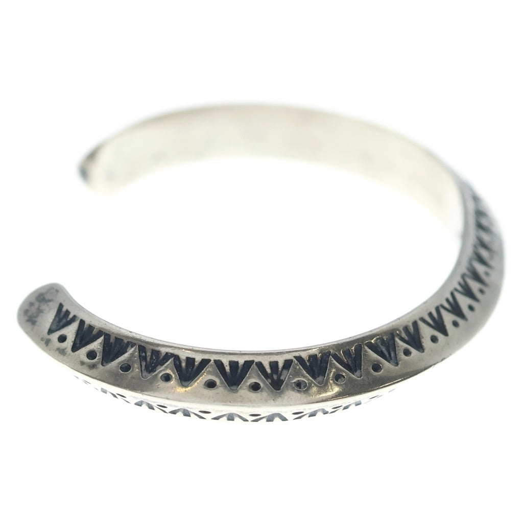 INDIAN JEWELRY(インディアンジュエリー) ナバホ族 H.S ハーマンスミス作 スタンプワークバングル シルバー