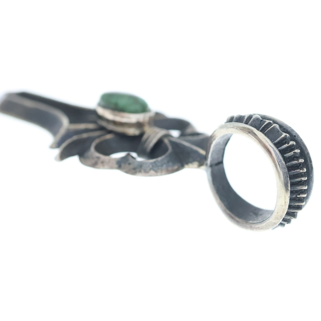 INDIAN JEWELRY(インディアンジュエリー) ナバホ族 Floyd Parkhurst フロイド・パーカスト作 ターコイズ付きペンダントトップ シルバー