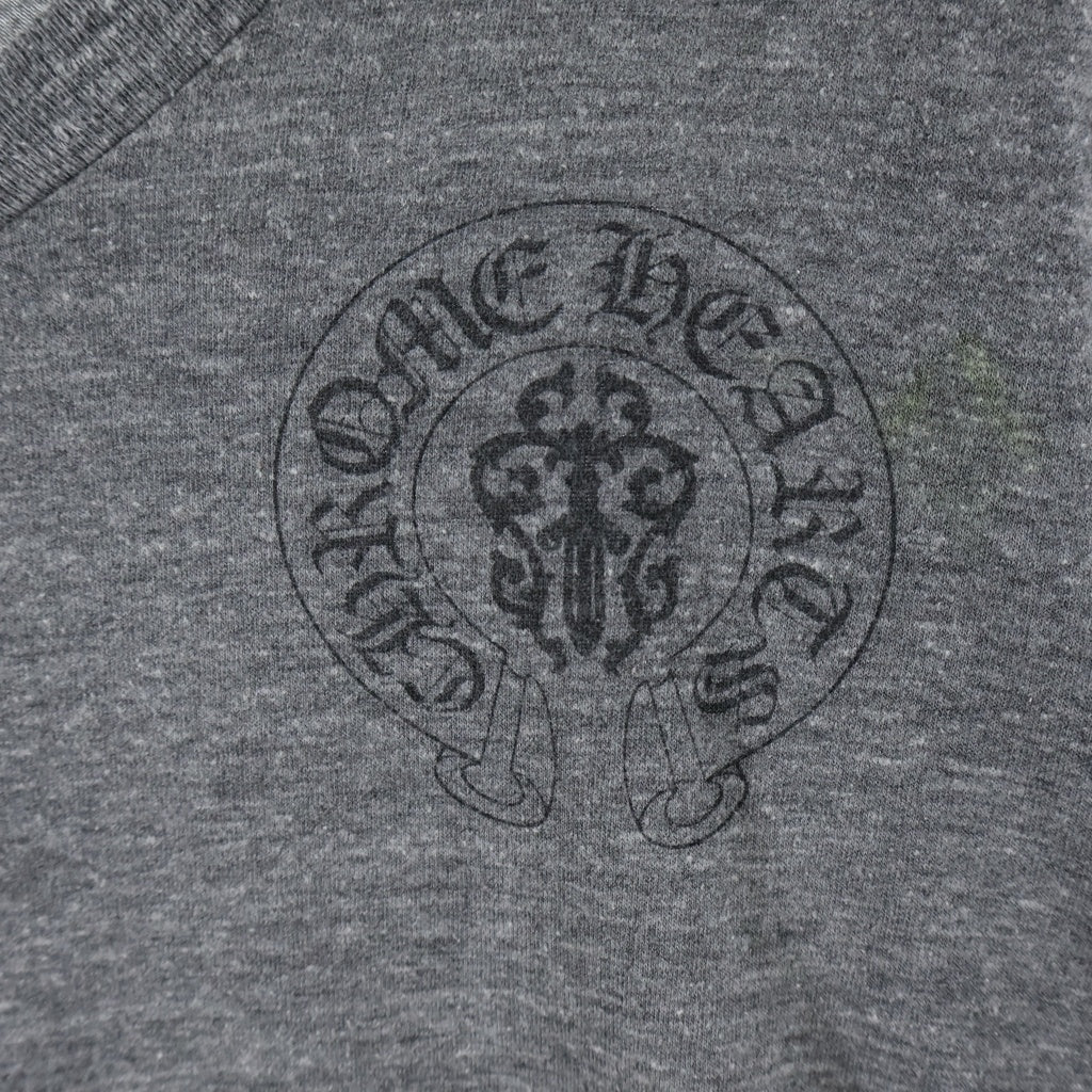 CHROME HEARTS(クロムハーツ) アメリカンフラッグバックプリント Vネック半袖Tシャツ カットソー グレー