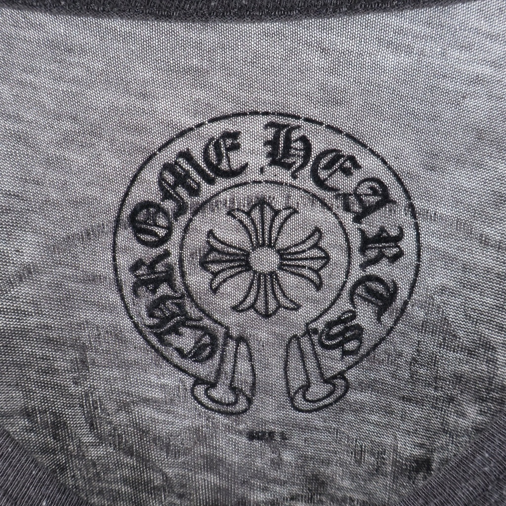 CHROME HEARTS(クロムハーツ) OLD CH PLUS L/S TEE CHプラス スクロールラベルプリント コットン ヘンリーネック 七分袖Tシャツ 長袖カットソー グレー レディース