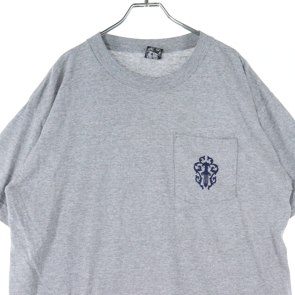 CHROME HEARTS(クロムハーツ) OLD DAGGER S/S Tee オールドモデル ダガーポケット ロゴ バックプリント 半袖Tシャツ グレー