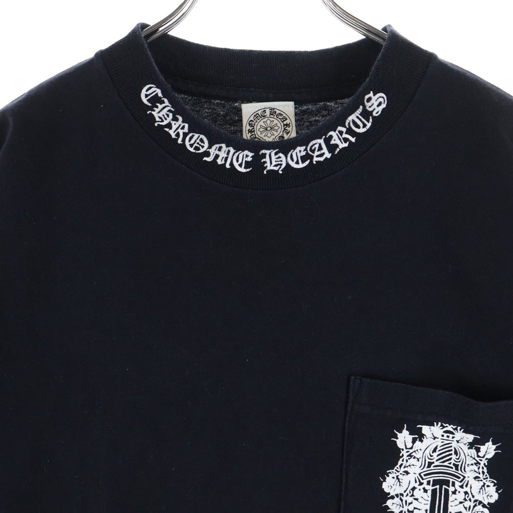 CHROME HEARTS(クロムハーツ) OLD S/S ネックロゴ ヴァインダガーバックスクロールラベルプリント 半袖Tシャツカットソー