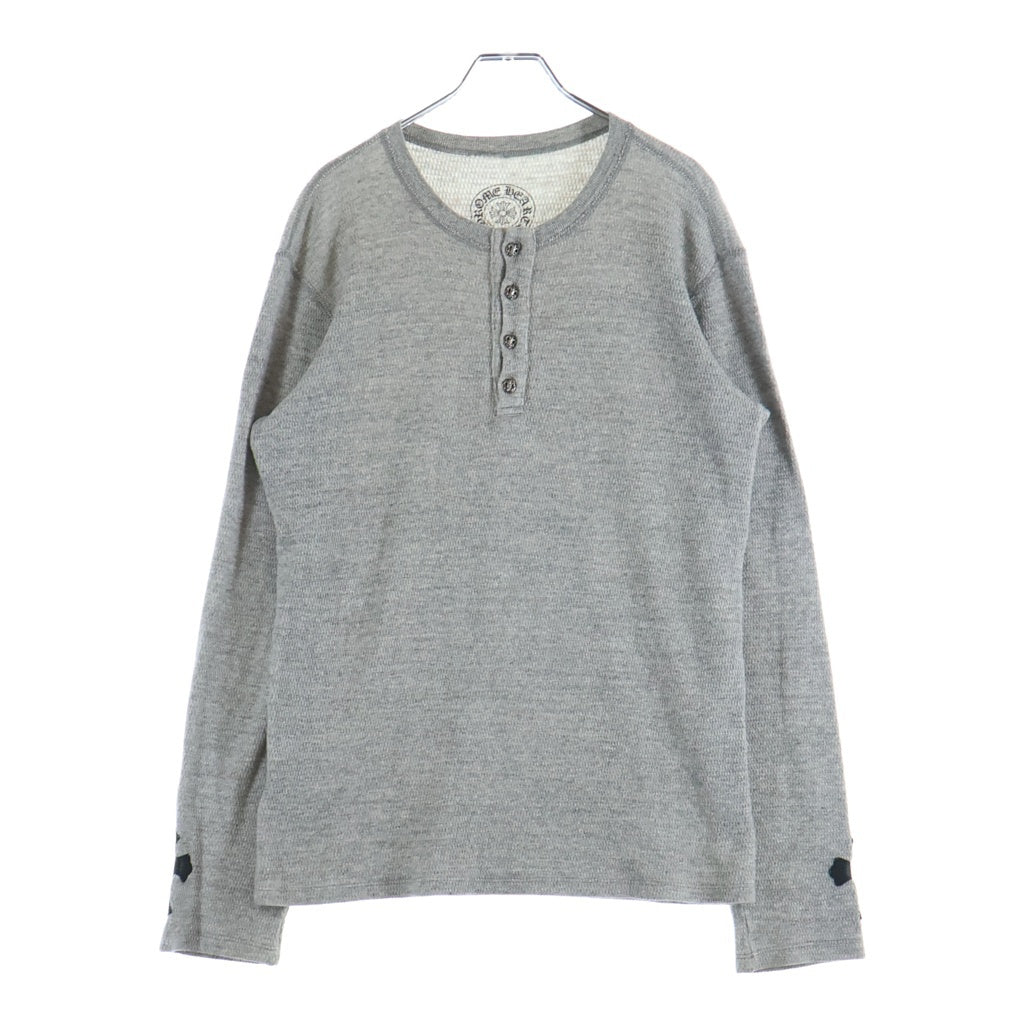 CHROME HEARTS(クロムハーツ) Embroidery Henry Neck ヘンリーネック BSフレアボタン 袖クロスパッチ付き長袖Tシャツ