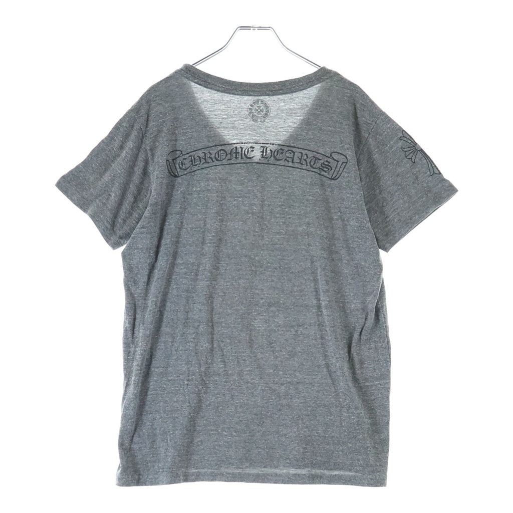 CHROME HEARTS(クロムハーツ) OLD HORSESHOE オールド ホースシュー スクロールラベルプリント Vネック 半袖Tシャツ カットソー グレー