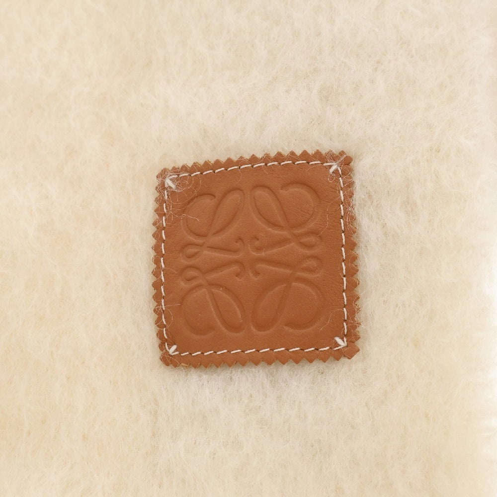 LOEWE(ロエベ) アナグラム モヘア ウール ナイロン マフラー ホワイト