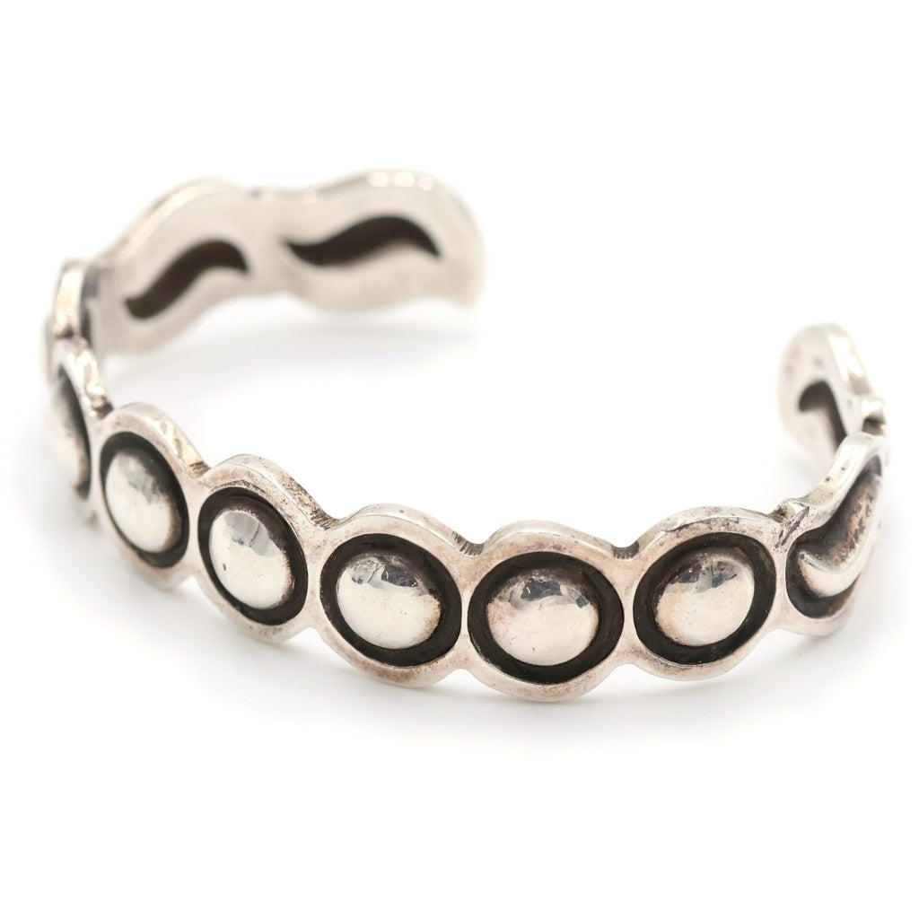 INDIAN JEWELRY(インディアンジュエリー) Alex Sanchez アレックスサンチェス バンプアウト バングル シルバー