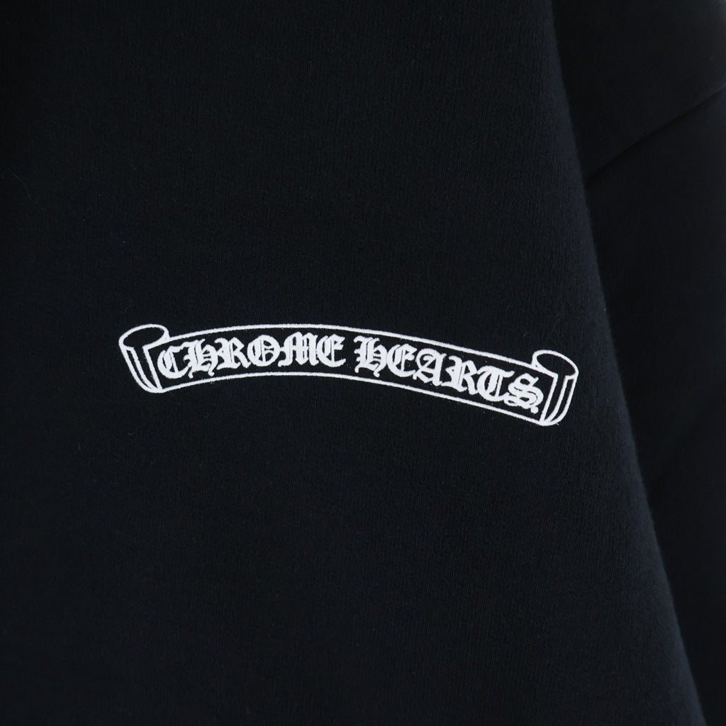 CHROME HEARTS(クロムハーツ) SWTSHRT HD PLVR バックスクロールラベル袖英字プリント プルオーバーパーカー ブラック