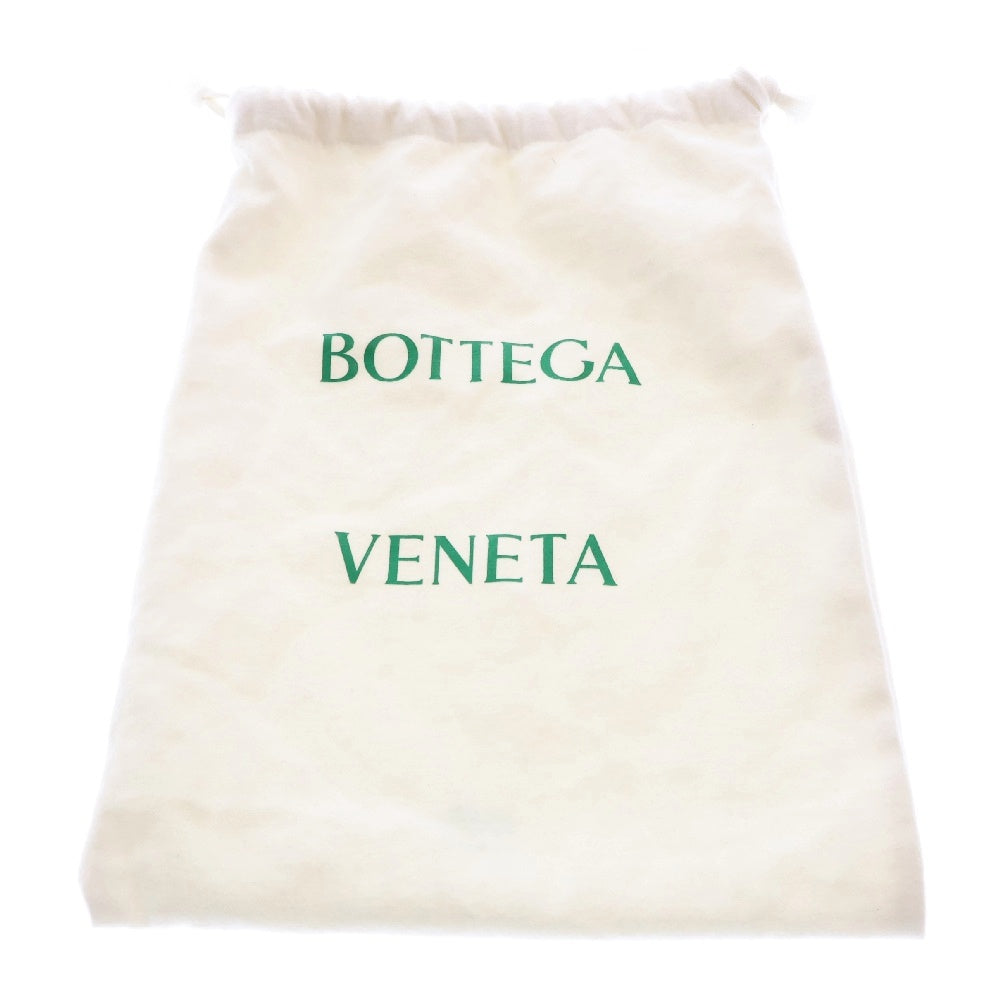 BOTTEGA VENETA(ボッテガヴェネタ) イントレチャート ストラップポーチ ショルダーバッグ ブラック 斜め掛けバッグ レザー