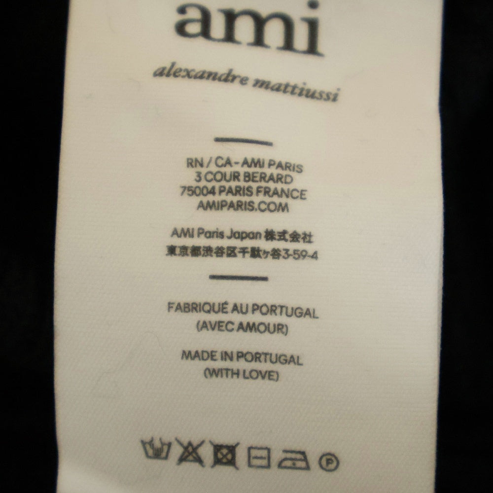AMI Alexandre Mattiussi(アミアレクサンドルマテュッシ) ハートロゴ Vネック ニット ベスト ブラック