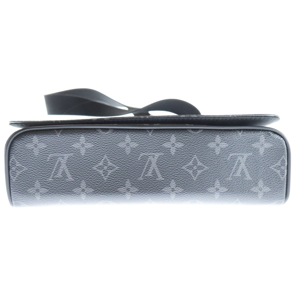 LOUIS VUITTON(ルイヴィトン) ディストリクトPM モノグラムエクリプス PVC レザー ショルダーバッグ シルバー金具 ブラック M45272