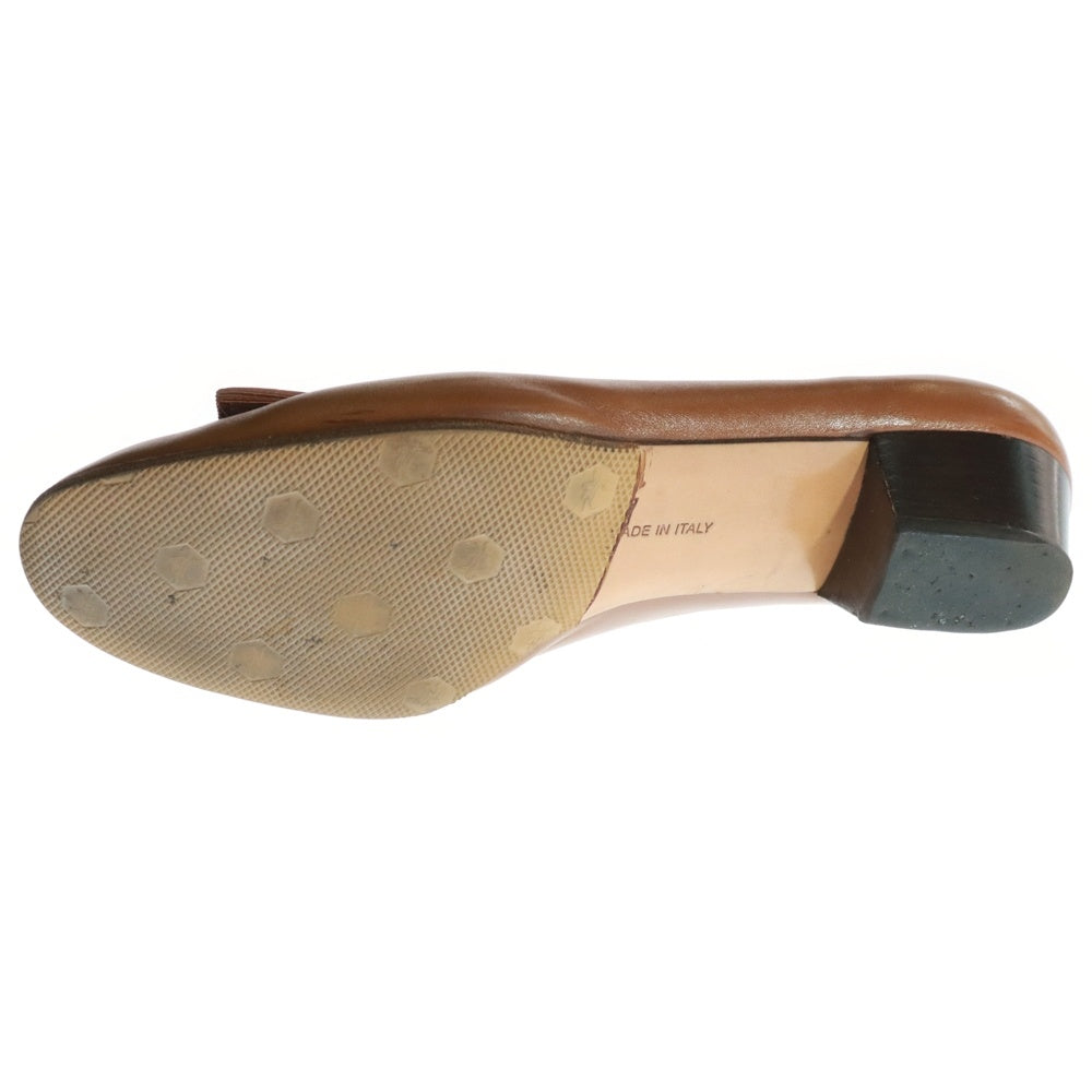 FERRAGAMO(フェラガモ) ヴァラリボン ロゴプレート レザー ヒール パンプス ローカットシューズ ブラウン レディース