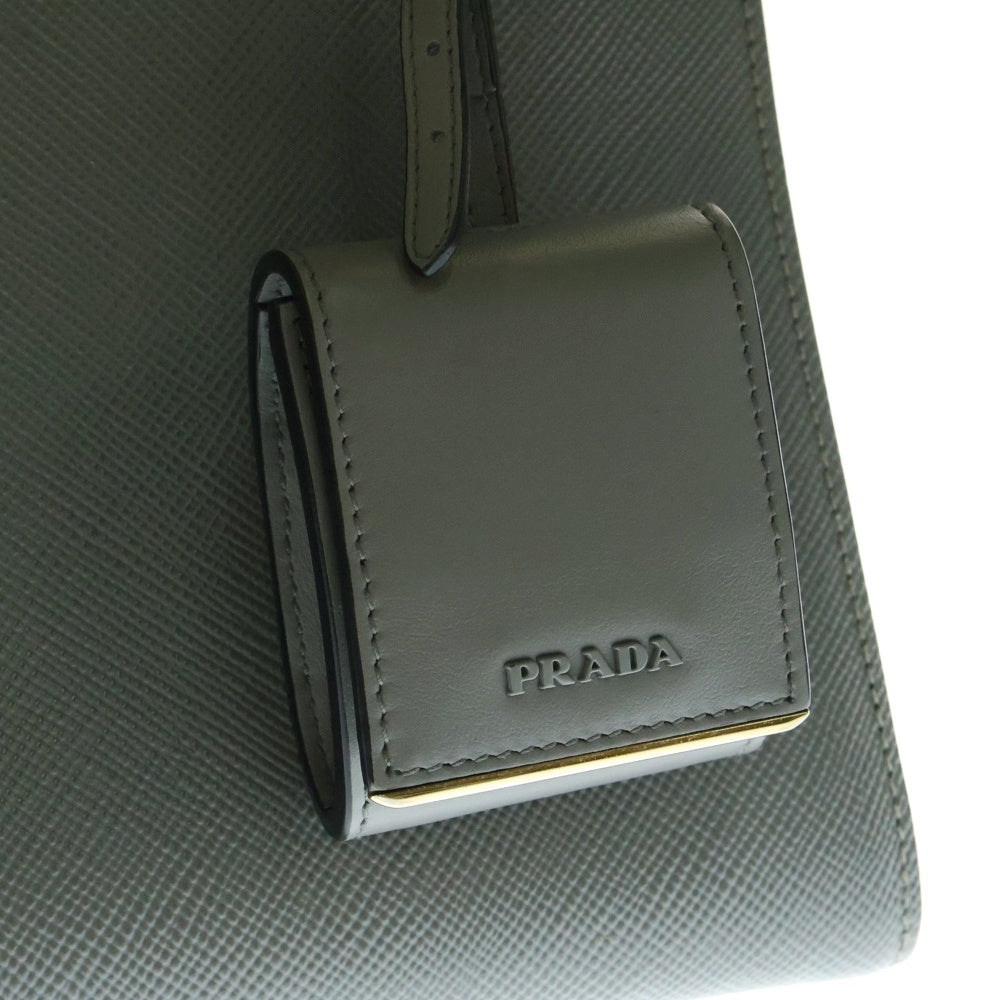 PRADA(プラダ) モノクローム 2WAYショルダーバッグ ハンドバッグ サフィアーノレザー グレー ゴールド金具 1BA156