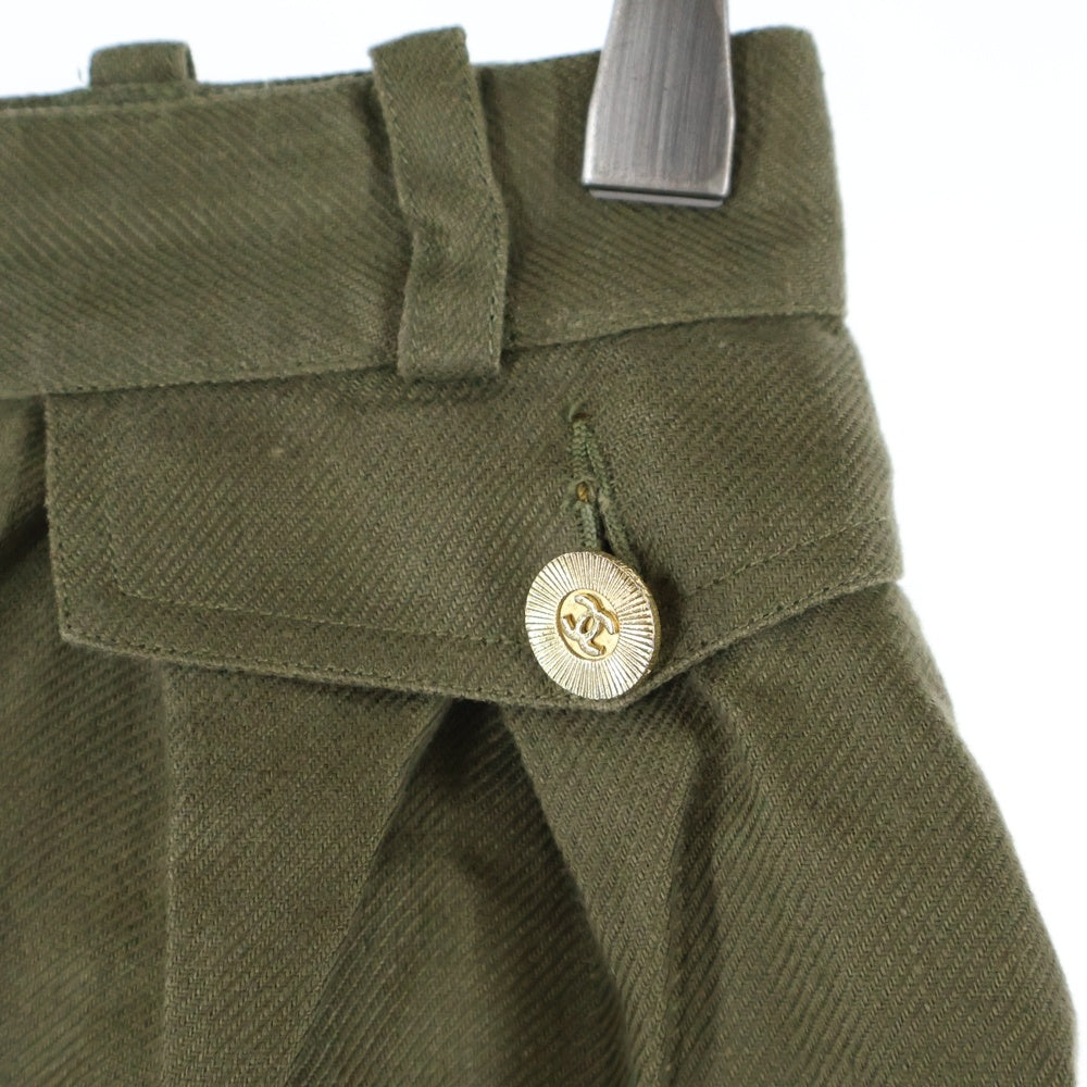 CHANEL(シャネル) ココマーク ゴールドボタン リネン 2タック ハーフ ショートパンツ ショーツ カーキ レディース 210244E3 A190078