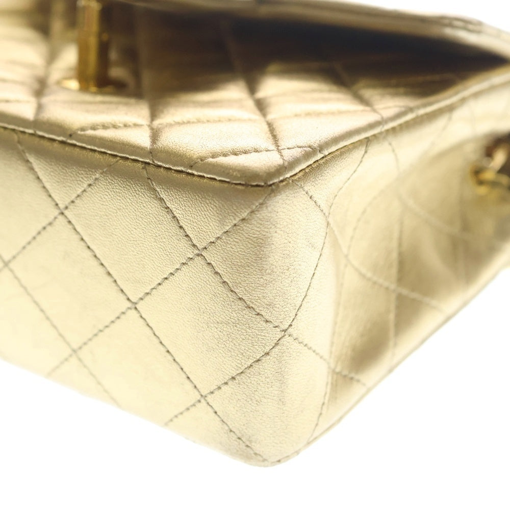 CHANEL(シャネル) ミニマトラッセ ラムスキン ショルダーバッグ ゴールド ゴールド金具 レディース