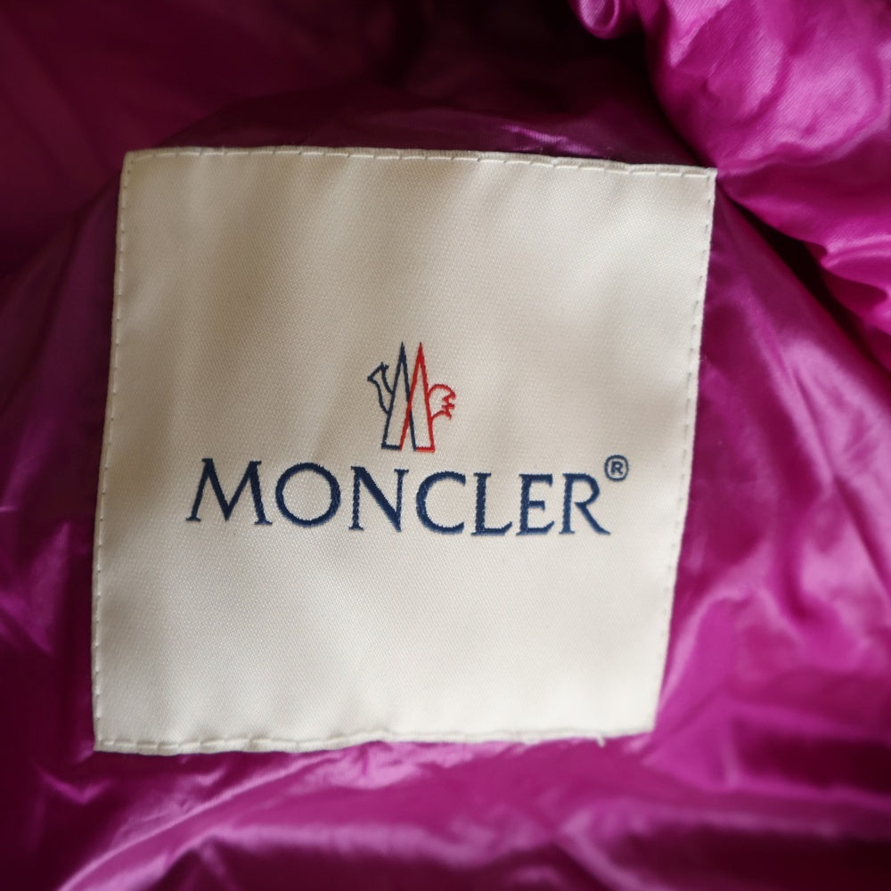 MONCLER(モンクレール) 22SS ACORUS ワッペンロゴ スタンドカラー ジップアップ ダウンジャケット ピンク H10911A10600 53029