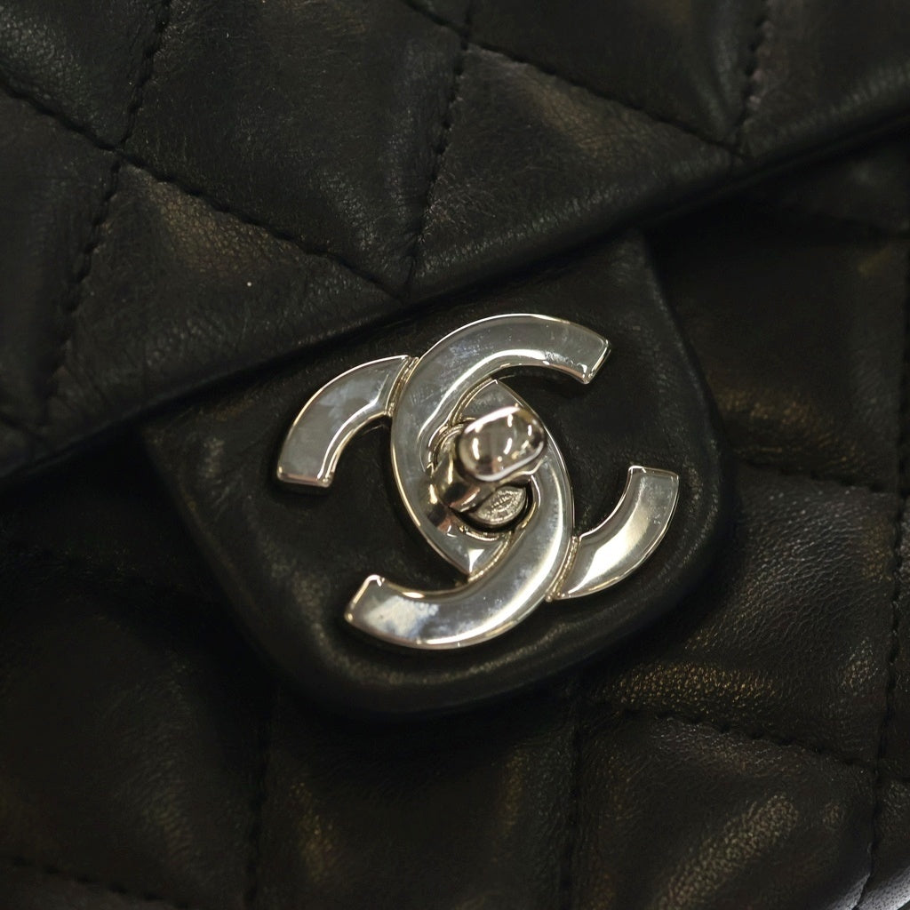 CHANEL(シャネル) ココハンドル25 10番台 ハンドバッグ ブラック ラムスキン シルバー金具 レディース