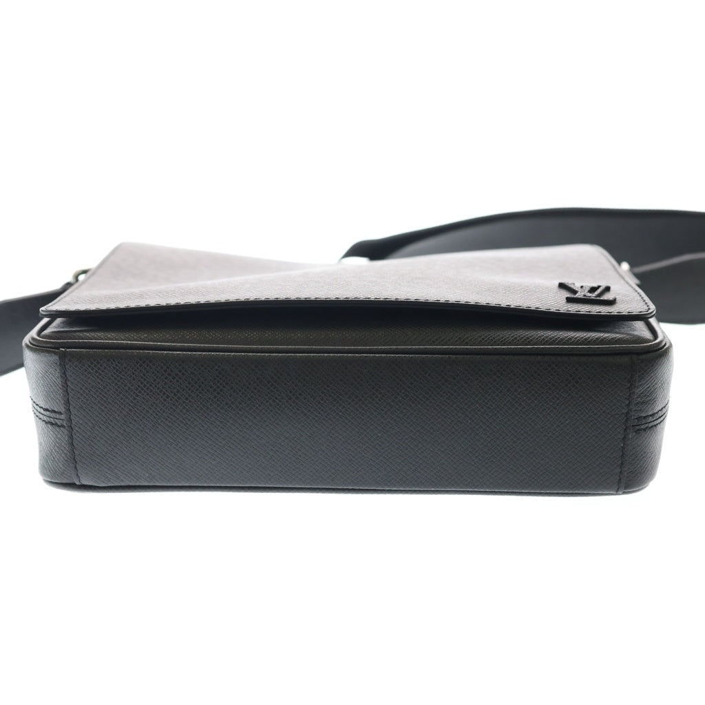 LOUIS VUITTON(ルイヴィトン) タイガ ディストリクト PM NV3 ショルダーバッグ ブラック レザー M30850 シルバー金具 レディース