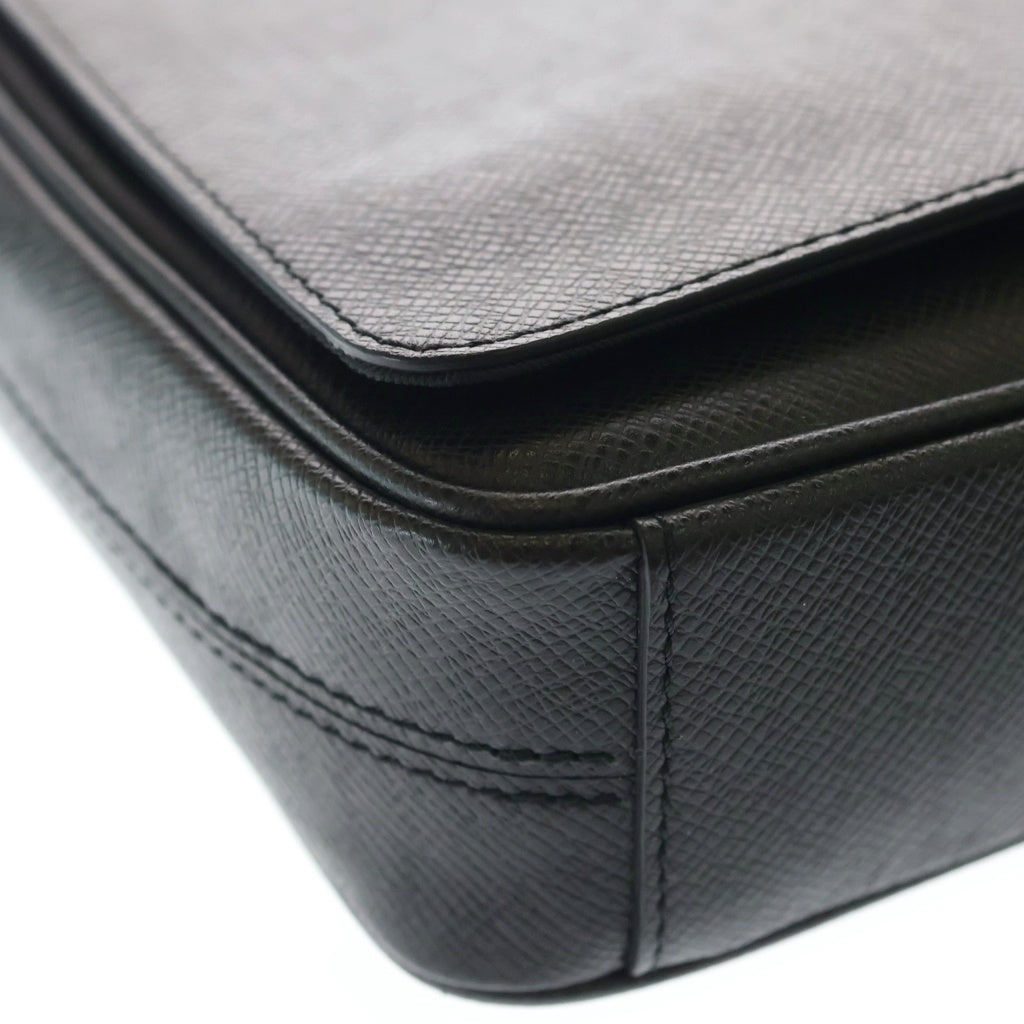 LOUIS VUITTON(ルイヴィトン) タイガ ディストリクト PM NV3 ショルダーバッグ ブラック レザー M30850 シルバー金具 レディース