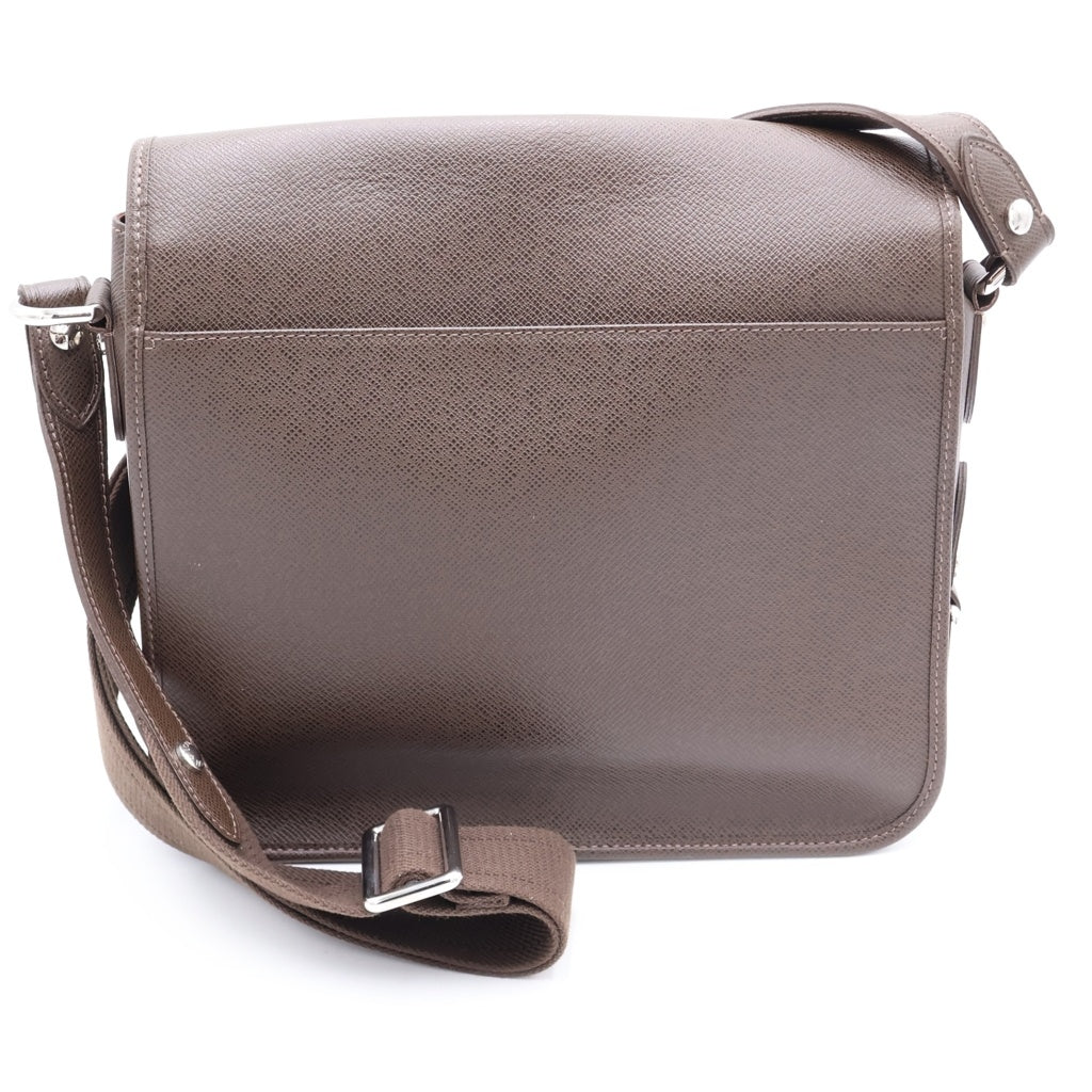 LOUIS VUITTON(ルイヴィトン) タイガ ヴィクトール ショルダーバッグ ブラウン レザー M32488 シルバー金具 レディース