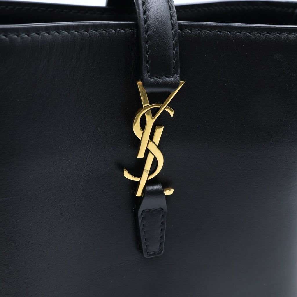 SAINT LAURENT PARIS(サンローランパリ) LE37 ミニ バケットバッグ カサンドラロゴ レザー 2WAY ハンド ショルダーバッグ ゴールド金具 ブラック 765870 レディース