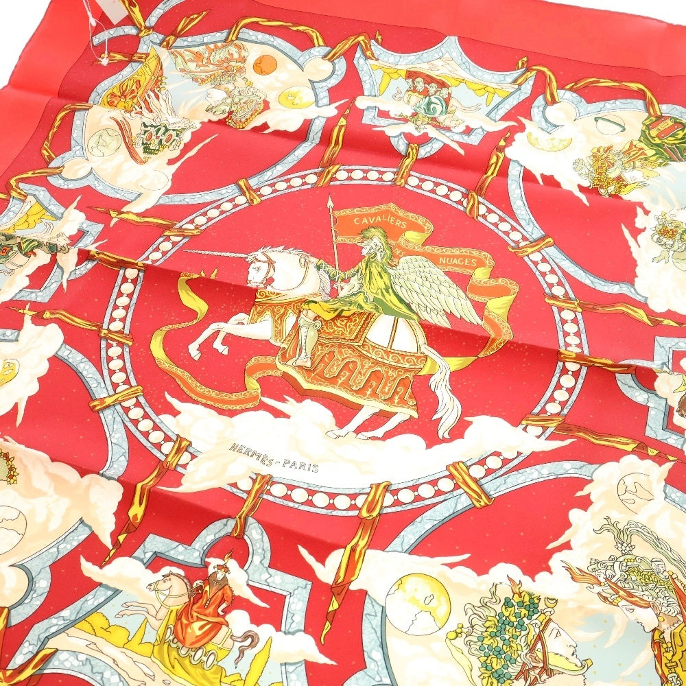 HERMES(エルメス) カレ90 CAVALIERS DES NUAGES 雲の騎士 シルクスカーフ レッド