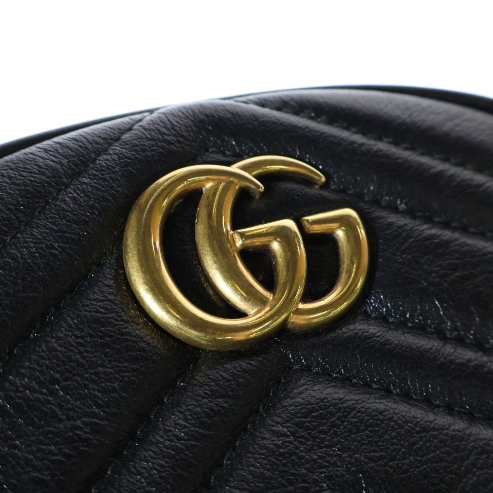 GUCCI(グッチ) GGマーモント ロゴプレート サークル チェーン レザー ショルダーバッグ ゴールド金具 ブラック/ゴールド レディース 550154