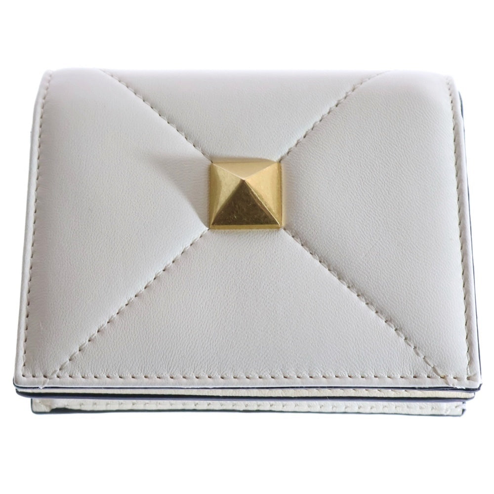 VALENTINO(ヴァレンティノ) ローマンスタッズ カラヴァーニ 2つ折り財布 コンパクトウォレット ゴールド金具 ホワイト レザー
