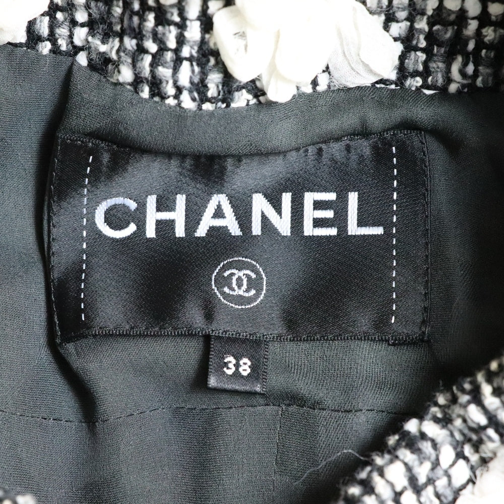 CHANEL(シャネル) 22年 ココマークボタン ファンシーツイード ノーカラーベスト ブラック/ホワイト レディース P73332V64910