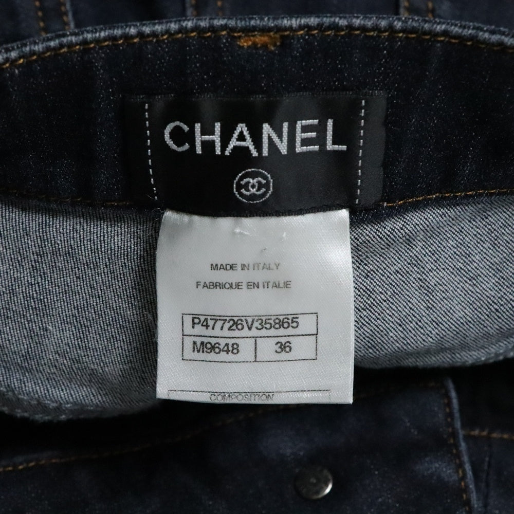 CHANEL(シャネル) ココマークボタン レーザー加工 スリムスキニー ストレッチ デニムパンツ ジーンズ インディゴ レディース P47726V35865