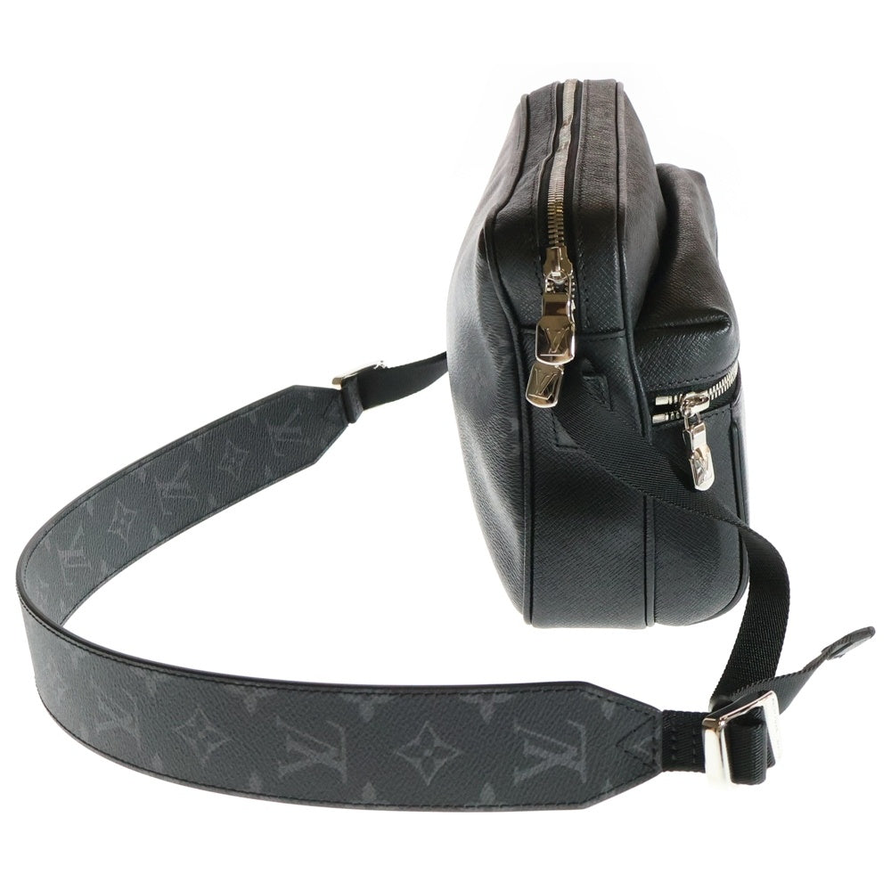 LOUIS VUITTON(ルイヴィトン) アウトドア メッセンジャーPM モノグラム エクリプス タイガラマ PVC レザー ショルダーバッグ シルバー金具 ブラック M30233